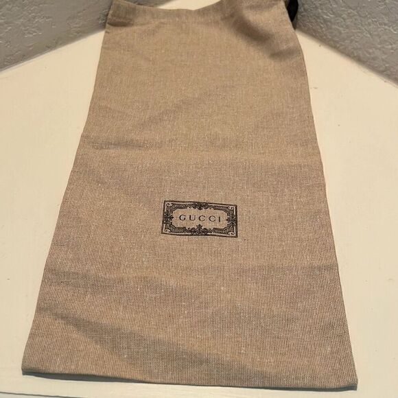 Gucci Tall Rectangular Dust Cover Earthy Beige Classic Spellout Logo Storage Tra - Picture 1 of 5